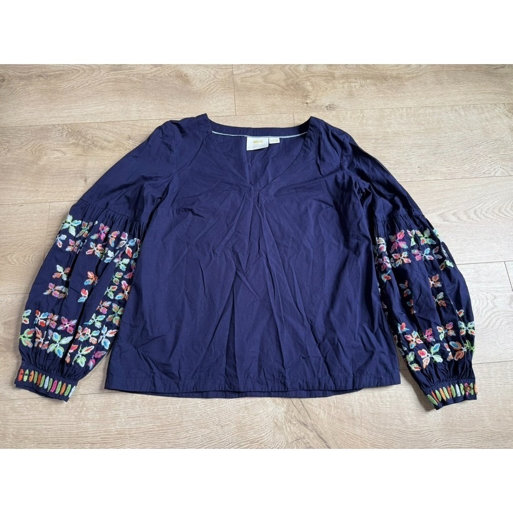 ANTHROPOLOGIE Maeve Women's Sonja Embroidered Blouse Navy Puff‎ Sleeves size 6